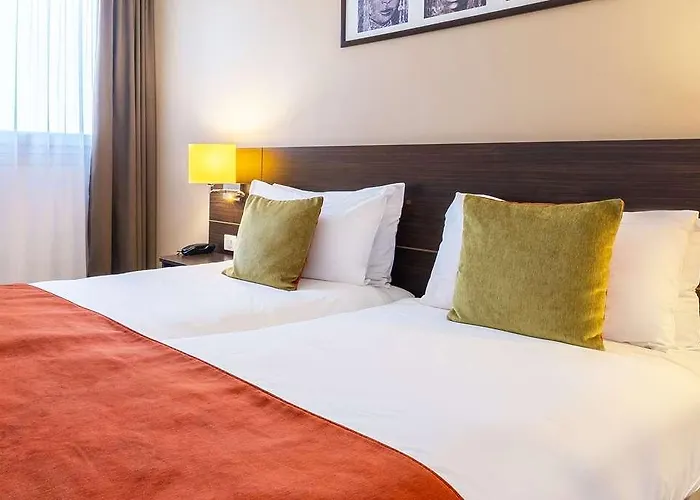 Western Le Bordeaux Sud מלון