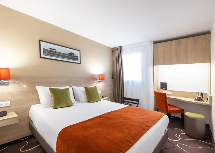 Western Le Bordeaux Sud מלון