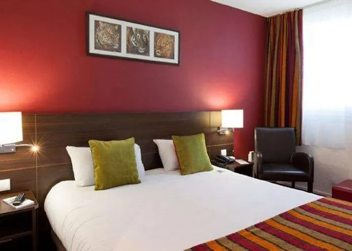 Western Le Bordeaux Sud מלון 3*